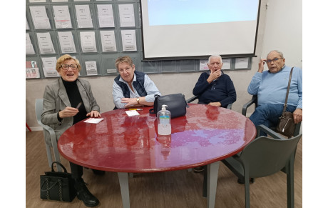 senior open par 4 performance